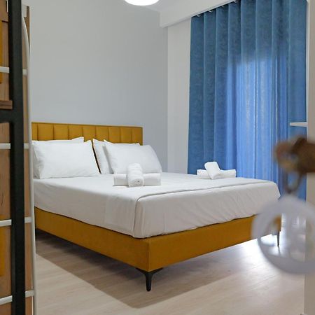 Hotel Holiday Σαράντα Εξωτερικό φωτογραφία