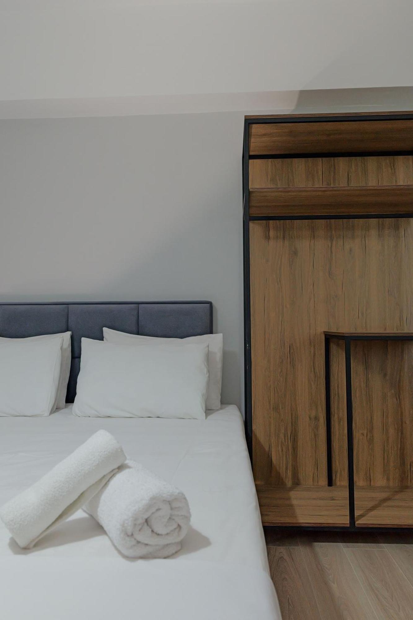 Hotel Holiday Σαράντα Εξωτερικό φωτογραφία