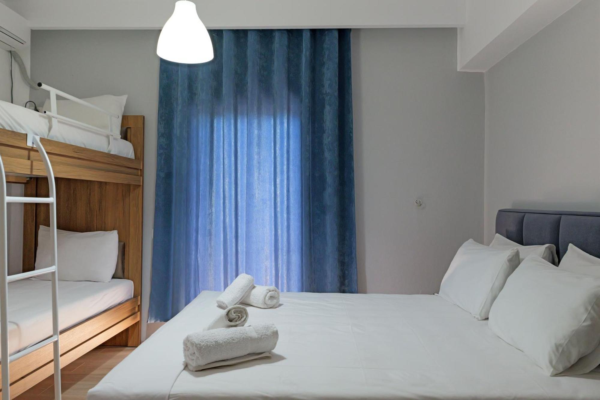 Hotel Holiday Σαράντα Εξωτερικό φωτογραφία