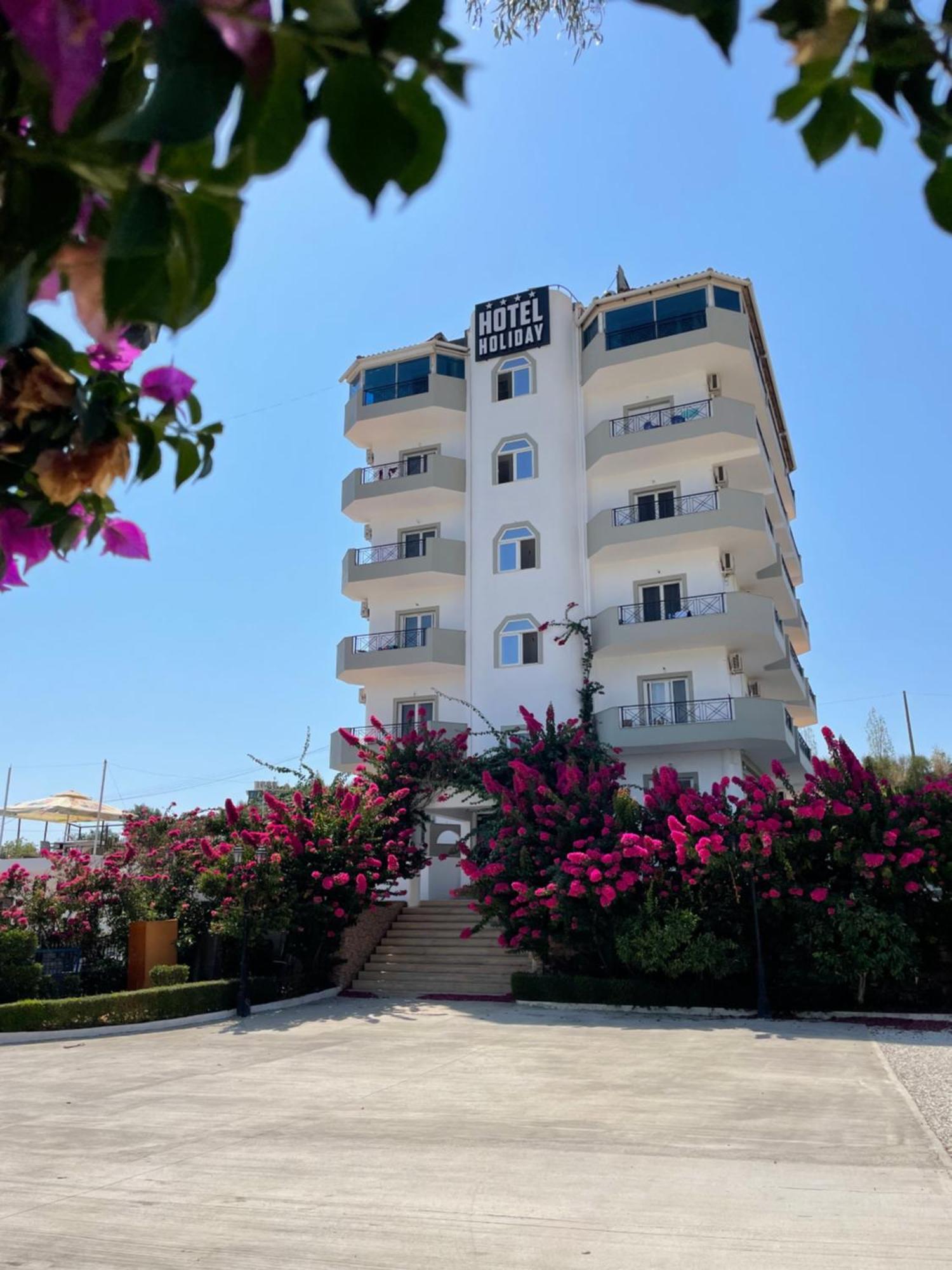 Hotel Holiday Σαράντα Εξωτερικό φωτογραφία
